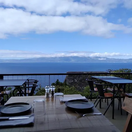Villa Lava Homes Santo Amaro (Azores)