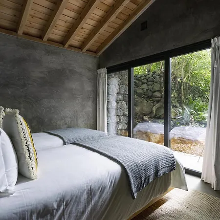 Lava Homes * Santo Amaro (Azores)