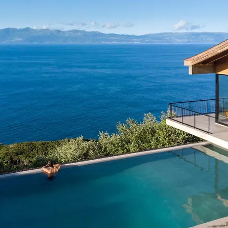 Lava Homes Villa Santo Amaro (Azores)